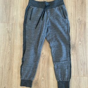 Lululemon joggers